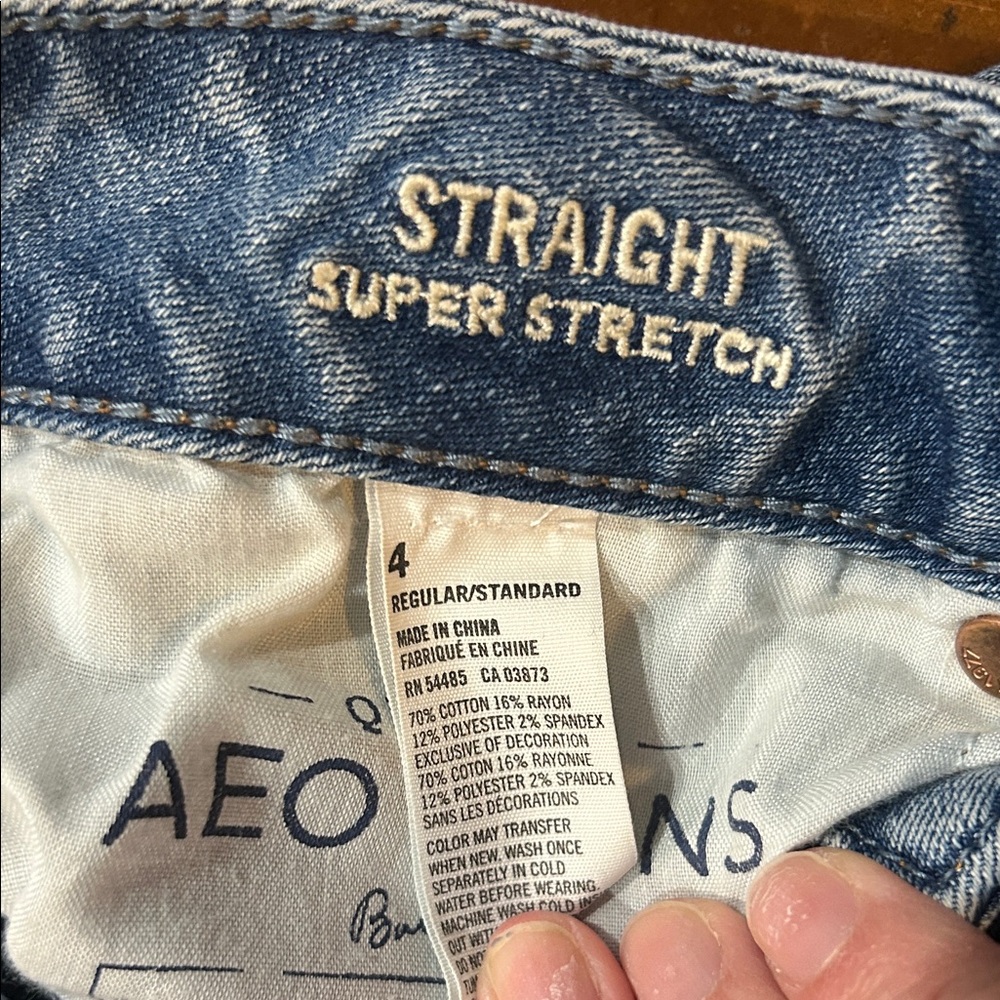 American Eagle Outfitters Light Blue Straight Leg Jeans - Picture 3 of 7